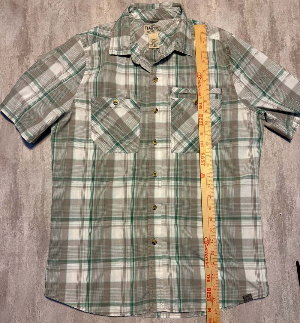 L.L.Bean Men's‎ Otter Cliff Short-Sleeve Plaid Shirt, Size S Regular